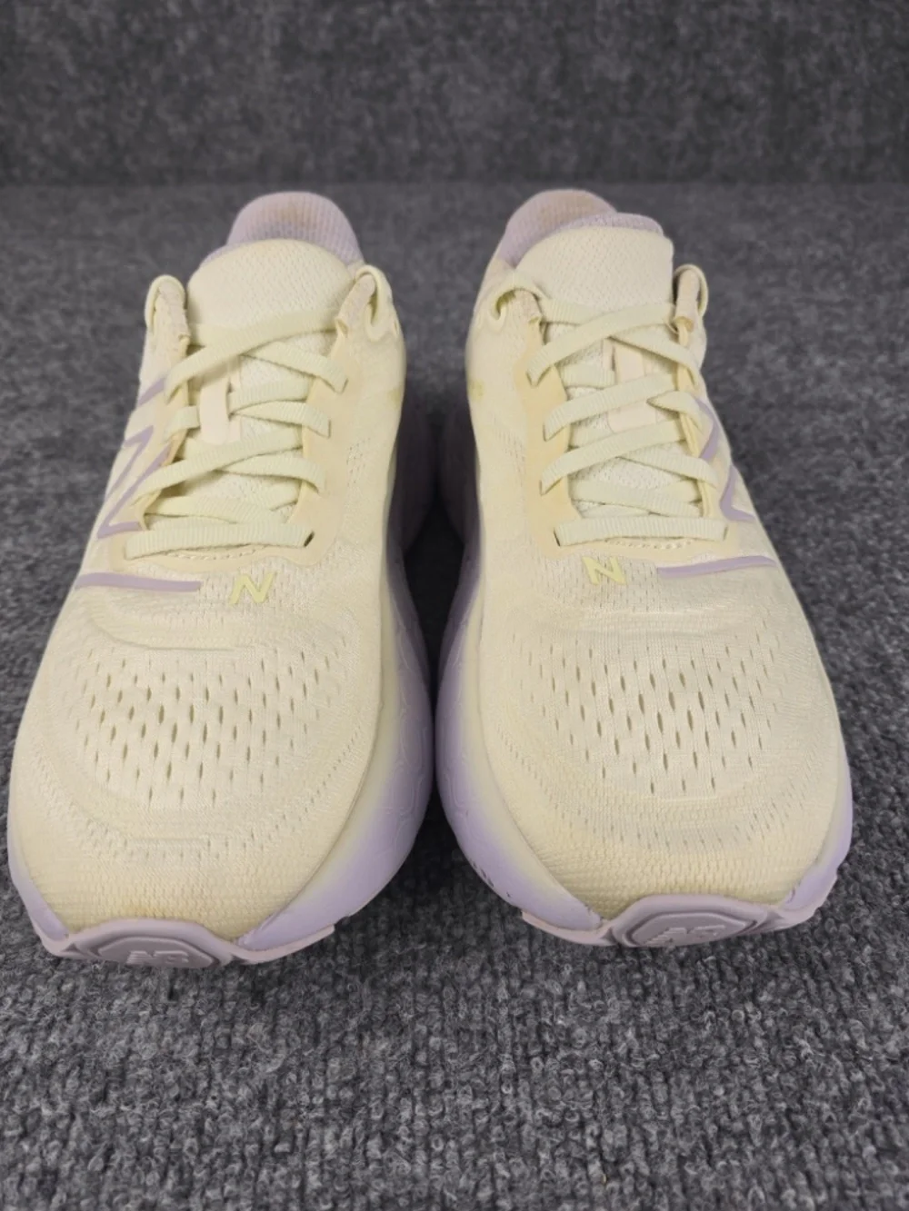 New Balance Fresh Foam X More v4 Sea Salt Purple WMORCU4 Size 9